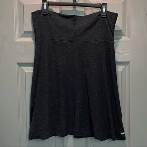 Columbia Women’s Skirt SZ M. Heathered Black.